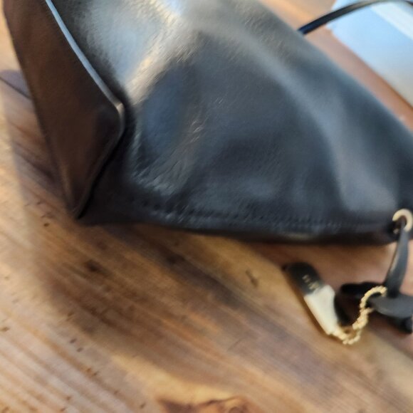 Like New Coach Derby Black Leather Flowered Crossbody Bag Purse - Picture 8 of 12